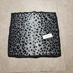 Givenchy ハンカチ　豹柄　グレー　黒　新品未使用　レディース　パイル
