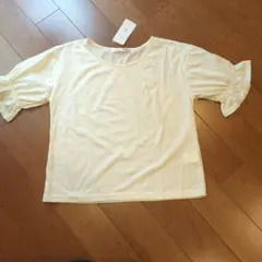 PINKY クリーム色 Tシャツ Mサイズ 定価¥3900税抜のサムネイル