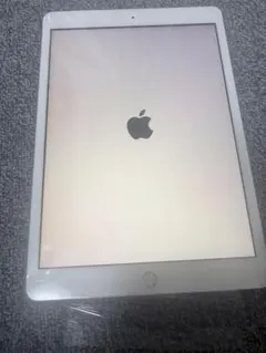 Apple iPad第8世代本体 シルバー WIFIのサムネイル