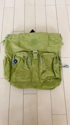 グリーン ショルダーバッグ 前面ポケット付き