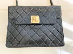 CHANEL（シャネル）ヴィンテージ マトラッセ ショルダーバッグ ブラック