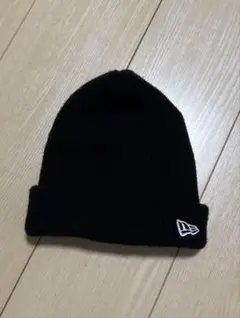 NEW ERA ニット帽 ブラックのサムネイル