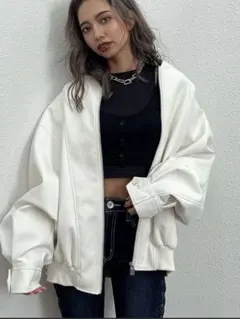 ヴィンテージデザインBIGフェイクレザーブルゾンのサムネイル
