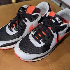 NIKE AIR MAX 90 ブラック オレンジのサムネイル