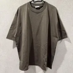 【新品未使用】URBAN RESEARCH DOORS Tシャツ カーキのサムネイル