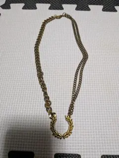 FRED PERRY ネックレス ゴールド ゴールドチェーン ローレルリーフ