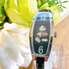稼動品ディズニーレトロ腕時計ミッキーマウスレディース腕時計　ブラックレザーベルト