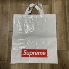 supremeショッパー　中サイズ