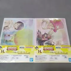 BANDAIワンピース　 クリアファイル＆　ステッカー　2セット