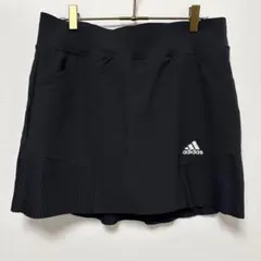 adidas ブラック　キュロット　スカートのサムネイル