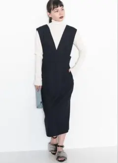 Ｖネックジャンパースカート／アダムエロペ