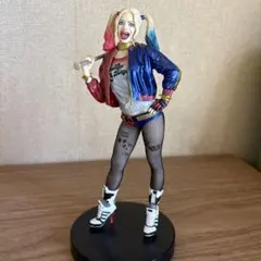 ハーレイ・クイン フィギュア　フリュー　プライズ