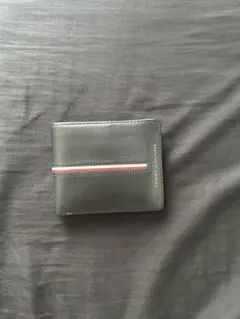 トミーヒルフィガー 二つ折り財布 ブラック