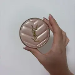 YSL ファンデ　ピンク　本体のみのサムネイル