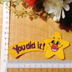 刺繍 ワッペン アイロン 1枚 星 スター 流れ星 黄色 顔 英語 ★残り4枚