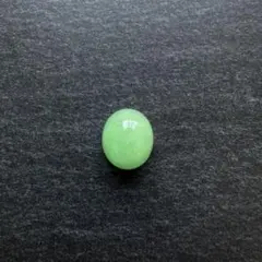 翡翠 ルース グリーン オーバル カボション 14.4mm 天然石