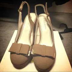 リボンパンプス