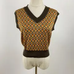美品 GU ジーユー ジャカードベスト ニット ダイヤ柄 レイヤード 万能 M