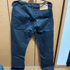 Levi's ブラックデニム スリムフィット
