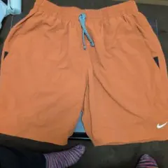 NIKE ナイキ ショートパンツ ハーフパンツ オレンジのサムネイル