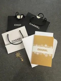 2025年最新】CHANEL白ショッパーの人気アイテム - メルカリ
