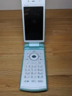 2026年最新】f001 au 中古の人気アイテム - メルカリ