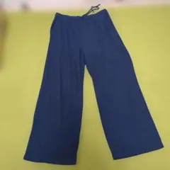 ユニクロ　ウルトラ・ストレッチ・ワイドパンツ