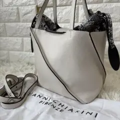 GIANNI CHIARINI ✨未使用3wayショルダー　バッグ　パイソン柄