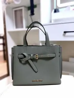 ✨Like New✨ MICHAEL KORS ハンドバッグ セージグリーン - メルカリ