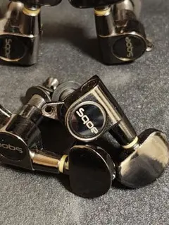 Item thumbnail for item 0a4552f6-6bee-4d96-a3e6-8eb25eeab4b1