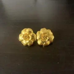 18金 (AU 750 ITALY 刻印) イタリア製 フラワーモチーフ ピアス - メルカリ