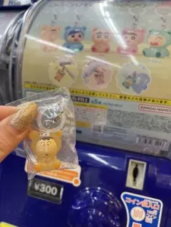 クレヨンしんちゃん　みんなでくまパジャマ　めじるしアクセサリー