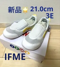 Item thumbnail for item 9cf403fe-abc1-4b0c-9671-f13d22bd47f9