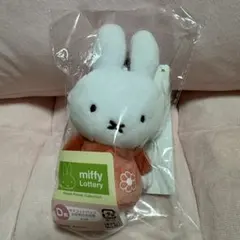 タイトーくじ ミッフィー 「D賞：マスコットバッジ　お花柄のお洋服」