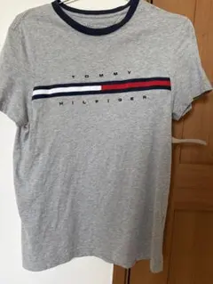 TOMMY HILFIGER グレー 半袖Tシャツ XS