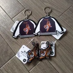 虎キーホルダー4点　Travisjapan