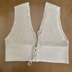 レース編み ベージュ ニットビスチェ