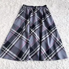 anysis エニィシス　チェック柄　フレアスカート　2（M)
