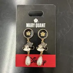 ピアス キャラクター