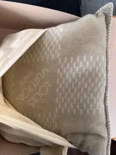 Louis Vuitton ルイヴィトン クッション ネイビー - メルカリ