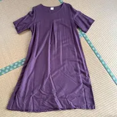 未使用品女性用半袖ワンピースM〜Ｌサイズレーヨン製品小豆色