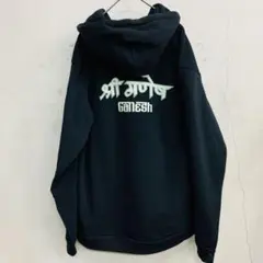 黒色 フード付きパーカー 「श्री गणेश」裏起毛チャイハネ