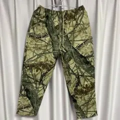 カモフラージュ カーゴパンツ