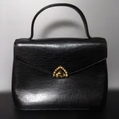 Item thumbnail for item 28890451-ae9a-4112-afae-9b95d458a362