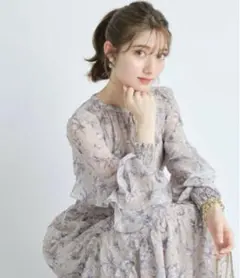 Apuweiser-riche ニュアンスフラワープリントワンピース