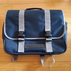 学生向けカバン　紺