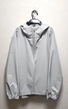 無印良品　撥水　フードジャケット　Mサイズのサムネイル