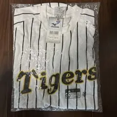 阪神タイガース ユニフォーム風Tシャツ　ミズノ製のサムネイル