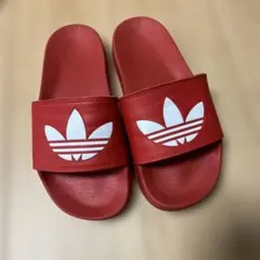 アディダス　サンダル