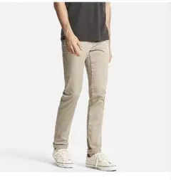 ユニクロ　ウルトラストレッチチノ　スキニーフィット　パンツ　ズボン　ブルー　青